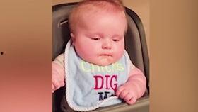 可爱宝宝视频搞笑视频,搞笑视频里的可爱瞬间